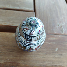 Lade das Bild in den Galerie-Viewer, Urne dompop Kleinformat