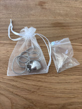 Lade das Bild in den Galerie-Viewer, Pendentif Funéraire Cœur - emballage