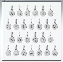 Lade das Bild in den Galerie-Viewer, Bijoux Alphabet - photo 1
