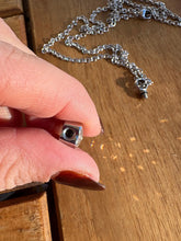 Lade das Bild in den Galerie-Viewer, Collier Urne Cœur Brillant - photo 4