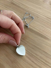 Lade das Bild in den Galerie-Viewer, Collier urne cœur LOVE - photo 3