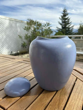 Lade das Bild in den Galerie-Viewer, urne funeraire celeste ouverte