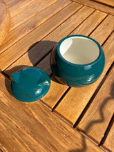 Lade das Bild in den Galerie-Viewer, urne chat bleue ouverte