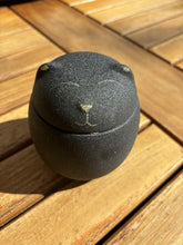 Lade das Bild in den Galerie-Viewer, urne cineraire chat noire