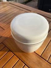 Lade das Bild in den Galerie-Viewer, urne cremation blanc