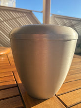 Lade das Bild in den Galerie-Viewer, urne funeraire galaxy