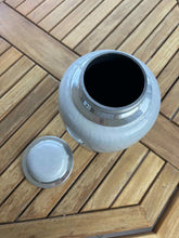Lade das Bild in den Galerie-Viewer, Urne Grise Infini - photo 2