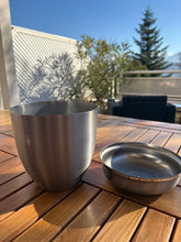 Lade das Bild in den Galerie-Viewer, urne pour humain en metal