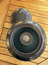 Lade das Bild in den Galerie-Viewer, Urne Métal SAMIA Marron - photo 3