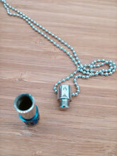Lade das Bild in den Galerie-Viewer, Urne Pendentif Cylindre Bleu - photo 3