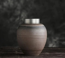 Lade das Bild in den Galerie-Viewer, Urne TERRA - photo 1