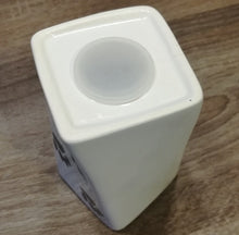 Lade das Bild in den Galerie-Viewer, Urne KOKIA