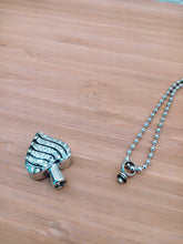 Lade das Bild in den Galerie-Viewer, Asche Anhänger - Silber Herz