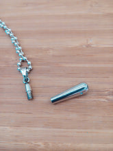 Lade das Bild in den Galerie-Viewer, Gedenkanhänger Tropfen