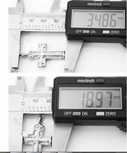 Lade das Bild in den Galerie-Viewer, Gedenkanhänger Kreuz