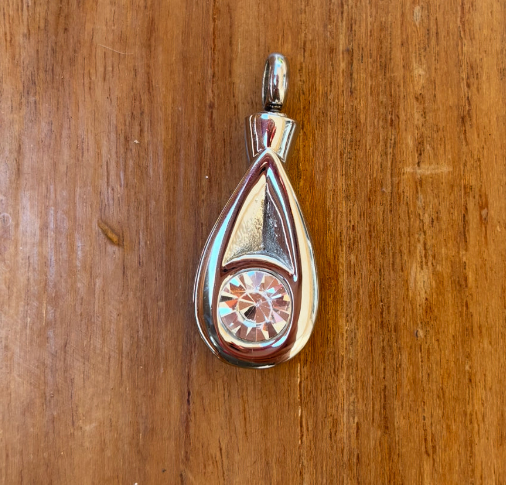 Asche Anhänger Tropfen LARMRUBY