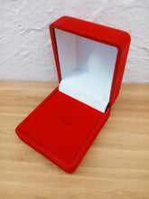 Lade das Bild in den Galerie-Viewer, Boîte à Bijoux Rouge - photo 1
