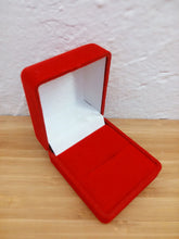 Lade das Bild in den Galerie-Viewer, Boîte à Bijoux Rouge - photo 2
