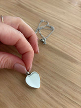 Lade das Bild in den Galerie-Viewer, collier cendres coeur
