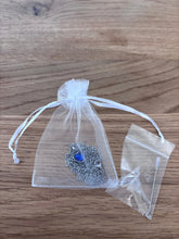 Lade das Bild in den Galerie-Viewer, Collier Cinéraire Cœur Cristal Bleu - photo 6
