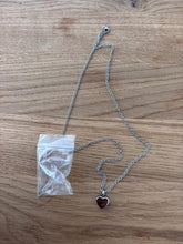Lade das Bild in den Galerie-Viewer, Collier Cinéraire Petit Cœur Argent - photo 2
