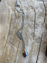 Lade das Bild in den Galerie-Viewer, Collier Urne Goutte - photo 6
