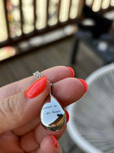 Lade das Bild in den Galerie-Viewer, collier funeraire goutte
