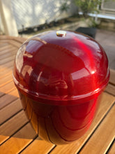 Lade das Bild in den Galerie-Viewer, urne canada rouge 
