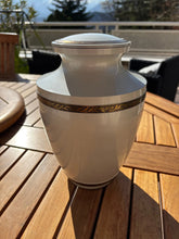Lade das Bild in den Galerie-Viewer, Urne Funeraire BLANCO - photo 1
