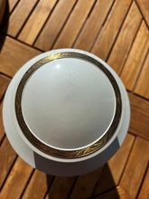 Lade das Bild in den Galerie-Viewer, Urne Funeraire BLANCO - photo 3
