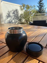 Lade das Bild in den Galerie-Viewer, urne funeraire ouverte felix
