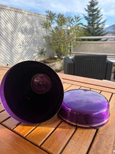 Lade das Bild in den Galerie-Viewer, Urne Métal Œillet violette - photo 5
